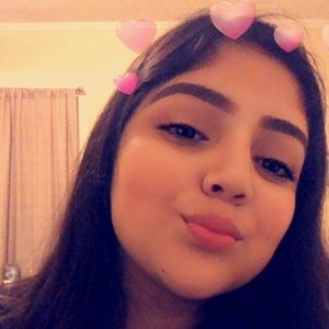 Meet your Posher, Ana